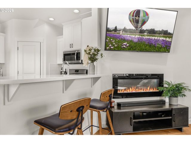 12648 Se 172ND Ave, Happy Valley, OR 97086