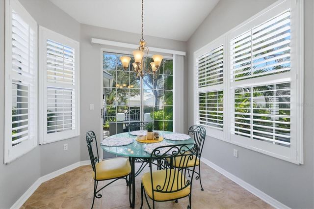 7906 WHITEBRIDGE GLEN, University Park, FL 34201