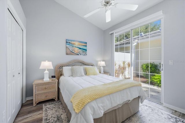 7906 WHITEBRIDGE GLEN, University Park, FL 34201