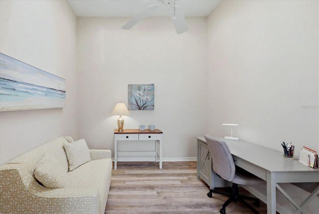 7906 WHITEBRIDGE GLEN, University Park, FL 34201