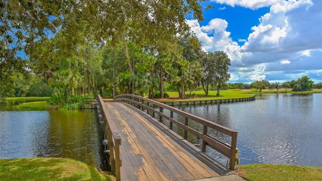 7906 WHITEBRIDGE GLEN, University Park, FL 34201