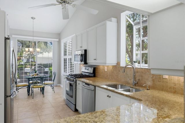7906 WHITEBRIDGE GLEN, University Park, FL 34201