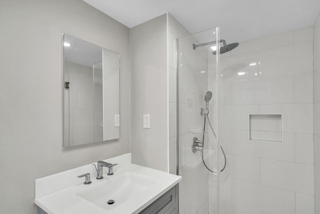 8 Hawthorne, Winchester, MA 01890