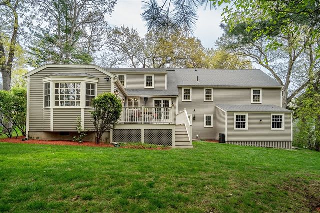 8 Hawthorne, Winchester, MA 01890