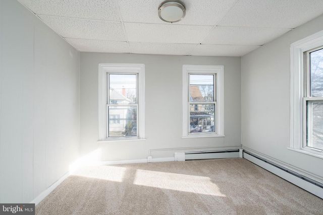 515 OAK ST E, Millville, NJ 08332