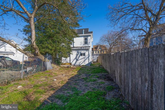 515 OAK ST E, Millville, NJ 08332