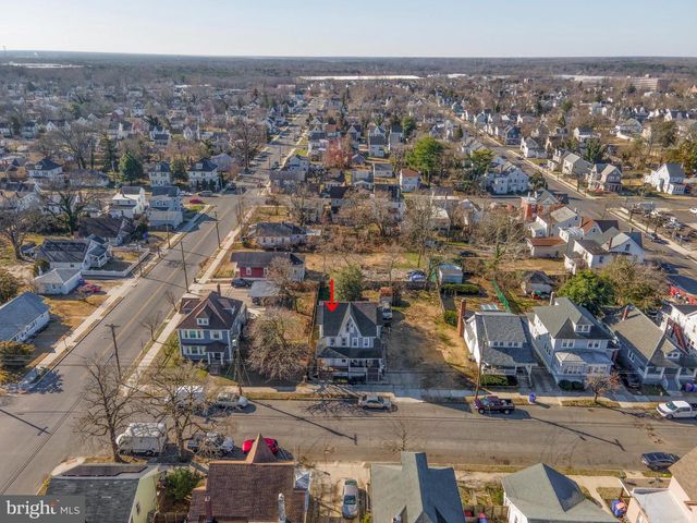 515 OAK ST E, Millville, NJ 08332