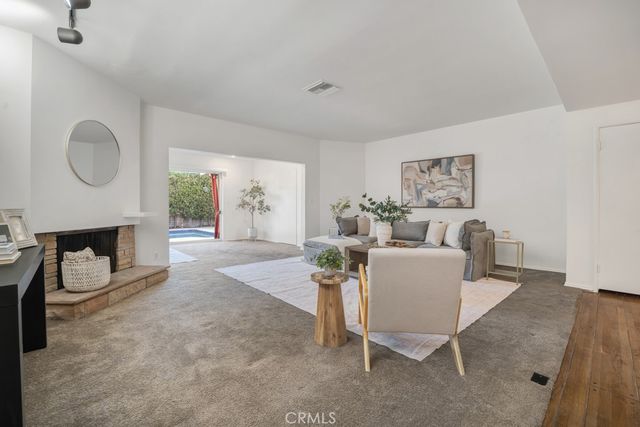 12312 Erwin Street, North Hollywood, CA 91606