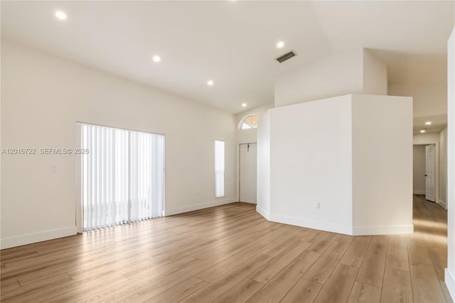 15472 SW 148th Ter 0, Miami, FL 33196