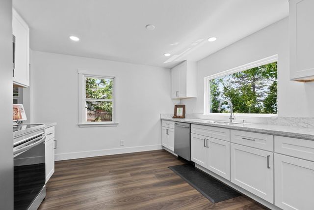 24484 Lowe St, Foresthill, CA 95631