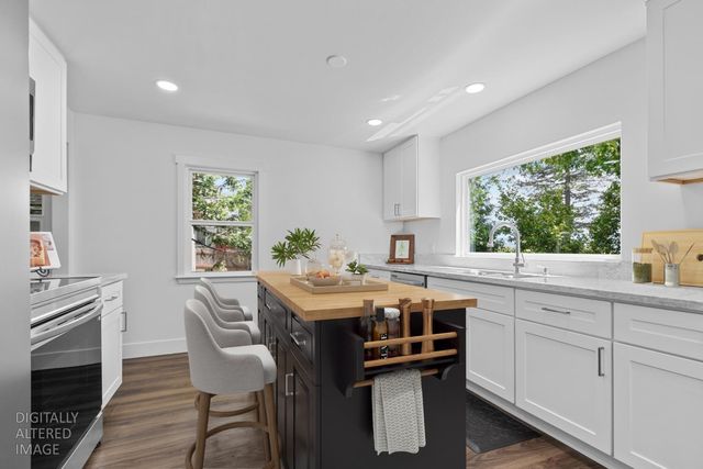 24484 Lowe St, Foresthill, CA 95631