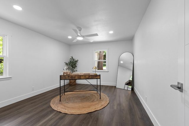 24484 Lowe St, Foresthill, CA 95631