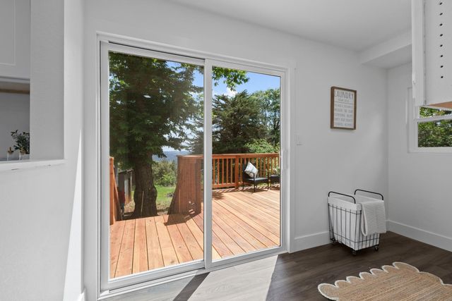 24484 Lowe St, Foresthill, CA 95631