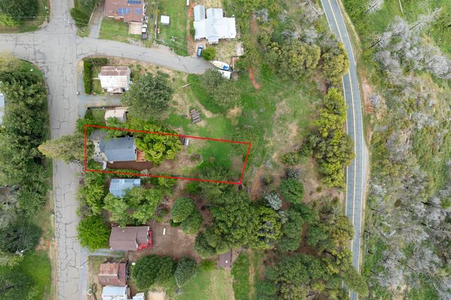 24484 Lowe St, Foresthill, CA 95631