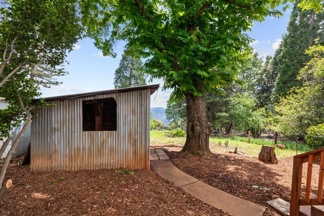 24484 Lowe St, Foresthill, CA 95631
