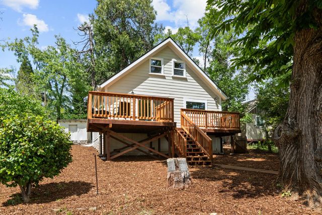 24484 Lowe St, Foresthill, CA 95631