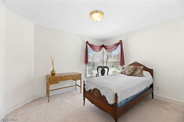 447 Armante Court, Akron, OH 44313