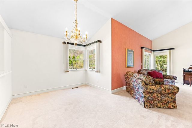 447 Armante Court, Akron, OH 44313