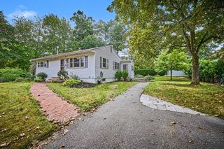 13 Forbes Ave, Burlington, MA 01803