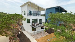 675 Hummingbird, Canyon Lake, TX 78133