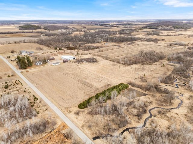 N402 24th Avenue, Neshkoro, WI 54960