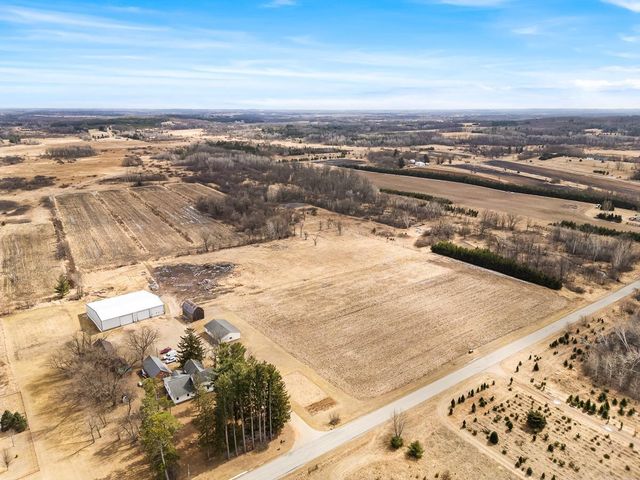 N402 24th Avenue, Neshkoro, WI 54960