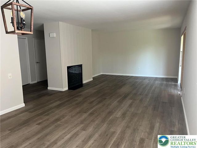 328 Carver Drive A, Bethlehem City, PA 18017