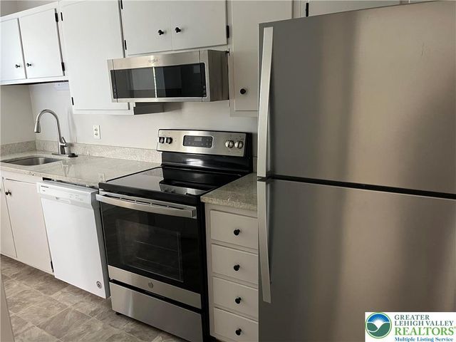 328 Carver Drive A, Bethlehem City, PA 18017
