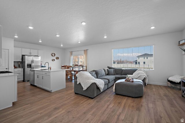 452 N COMMODORE LN, Saratoga Springs, UT 84045