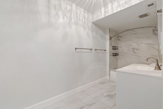 7780 Courtyard Run, Boca Raton, FL 33433