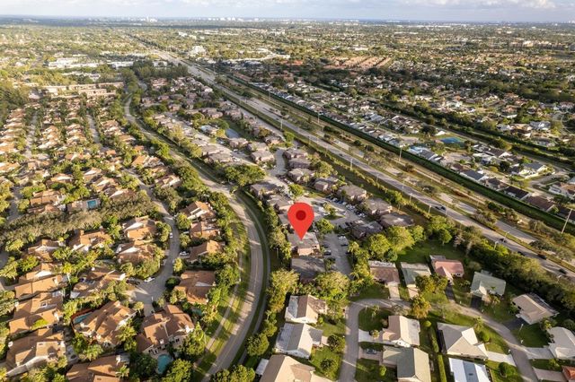 7780 Courtyard Run, Boca Raton, FL 33433
