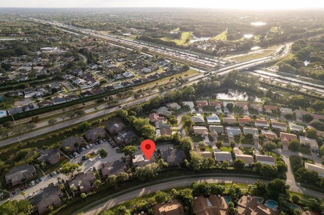 7780 Courtyard Run, Boca Raton, FL 33433