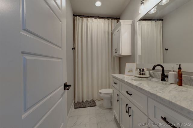 29424 E 104th Street S, Coweta, OK 74429