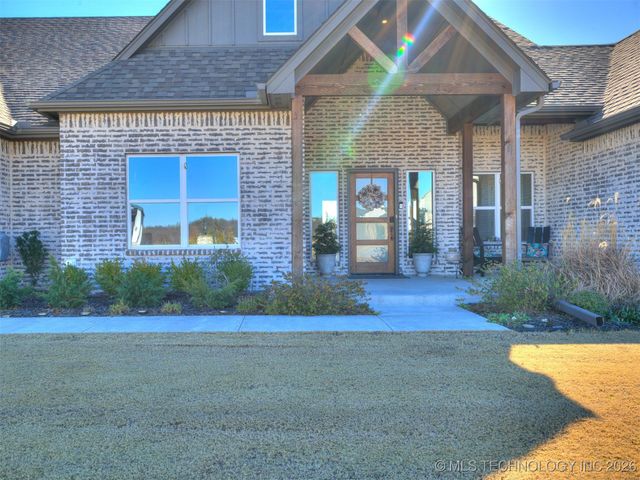 29424 E 104th Street S, Coweta, OK 74429
