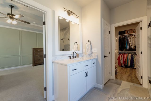 29424 E 104th Street S, Coweta, OK 74429