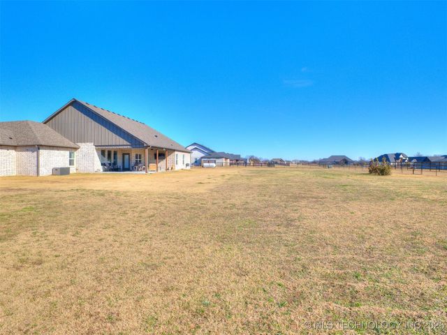 29424 E 104th Street S, Coweta, OK 74429