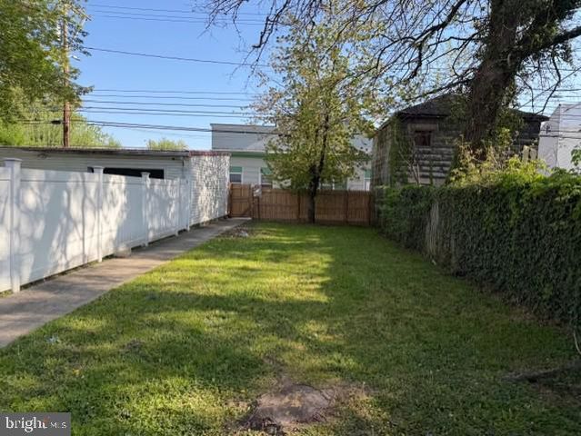 1330 DERRY ST, Harrisburg, PA 17104