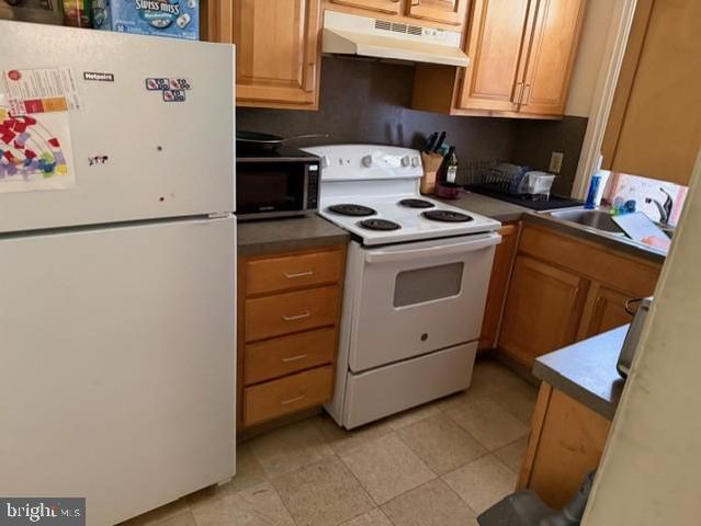 1330 DERRY ST, Harrisburg, PA 17104