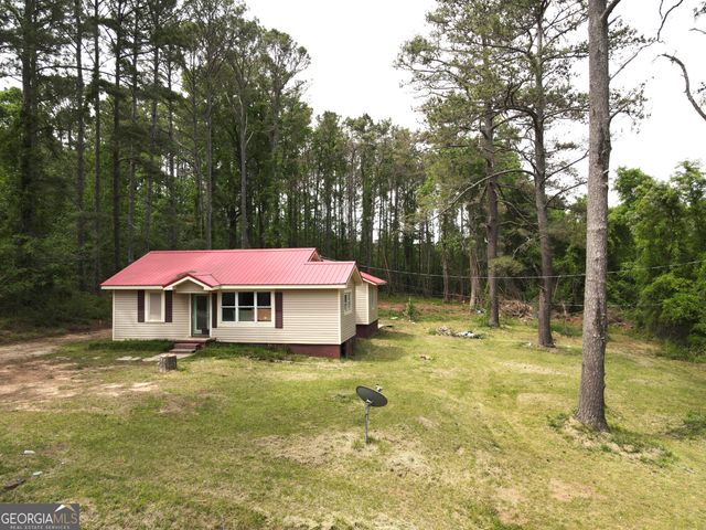 135 Chase Road, Lagrange, GA 30241