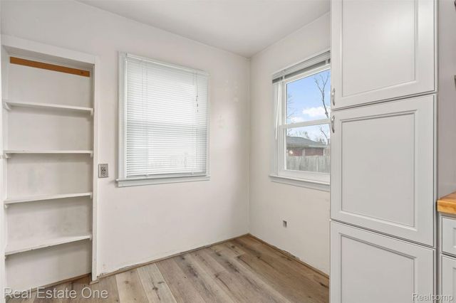 863 Harrison Boulevard, Lincoln Park, MI 48146