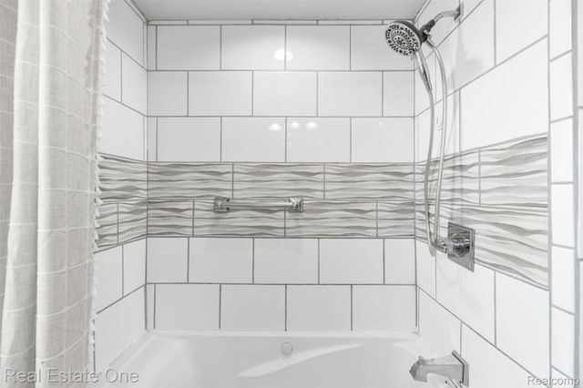 863 Harrison Boulevard, Lincoln Park, MI 48146