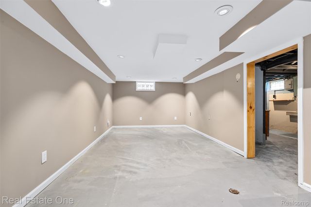 863 Harrison Boulevard, Lincoln Park, MI 48146