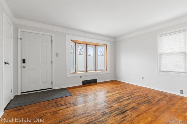 863 Harrison Boulevard, Lincoln Park, MI 48146