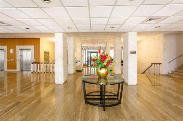 1985 S Ocean Drive 17K, Hallandale Beach, FL 33009