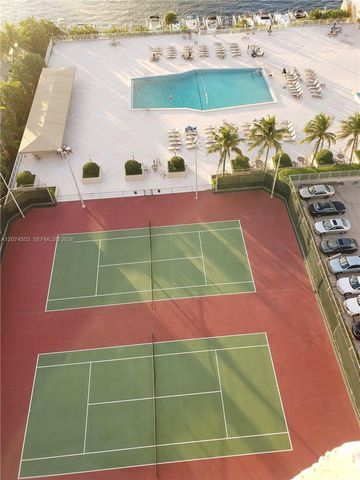 1985 S Ocean Drive 17K, Hallandale Beach, FL 33009