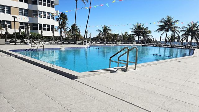 1985 S Ocean Drive 17K, Hallandale Beach, FL 33009