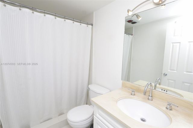 1985 S Ocean Drive 17K, Hallandale Beach, FL 33009