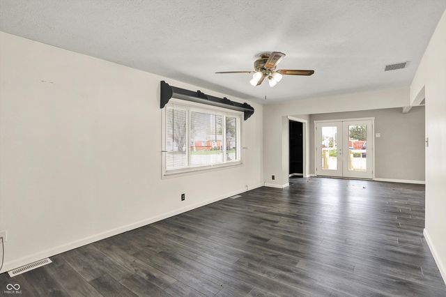 639 Averitt Road, Greenwood, IN 46142