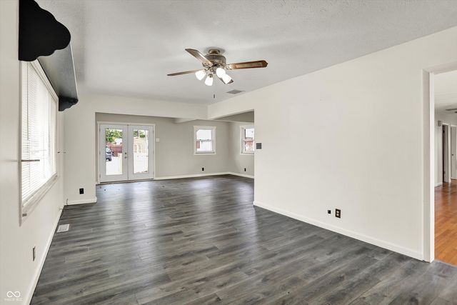 639 Averitt Road, Greenwood, IN 46142