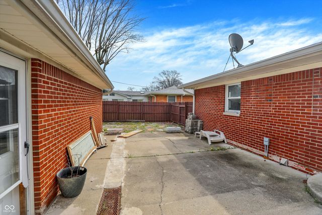 639 Averitt Road, Greenwood, IN 46142